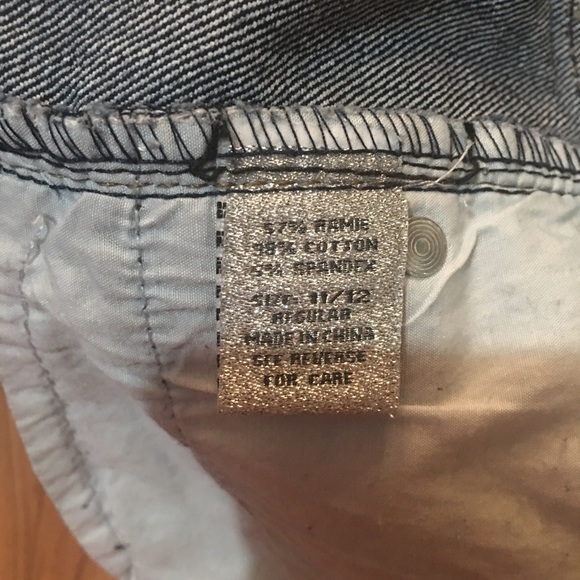 Skull Jean Short. - Picture 3 of 7